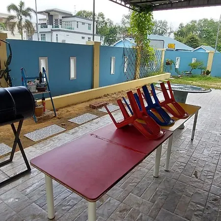 Johor Bahru 6 Bedrooms Corner House: Big & Comfort Exterior photo